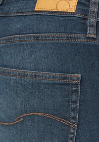 QS SADIE - Jeans Slim Fit - blau