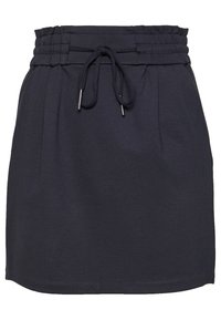 Tmavě námořnické kraťasy s elastickým pasem a nastavitelným šňůrkovým detailem. Hladká tkanina s záhyby vpředu a rovným spodním lemem.