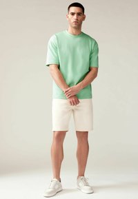 Next HEAVYWEIGHT 3 PACK - Basic póló - blue pink mint green