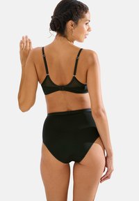 Lisca PRÉFORMÉ SANS PRINCESS - Soutien-gorge à armatures - noir