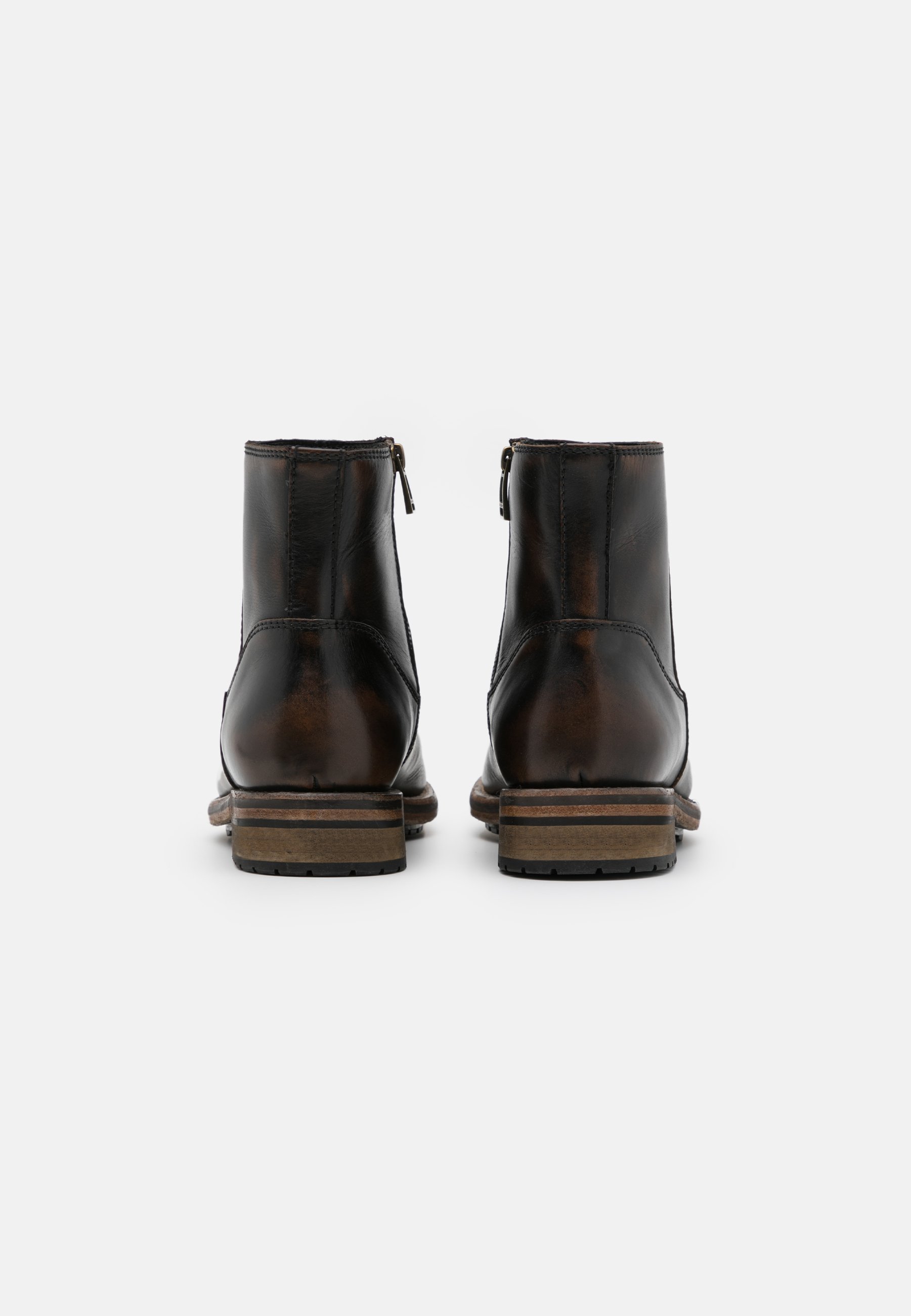 chelsea boots markham