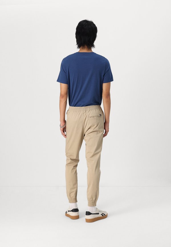 JJIGORDON JJLANE - Trousers - crockery2