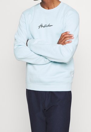 Sweater - light blue