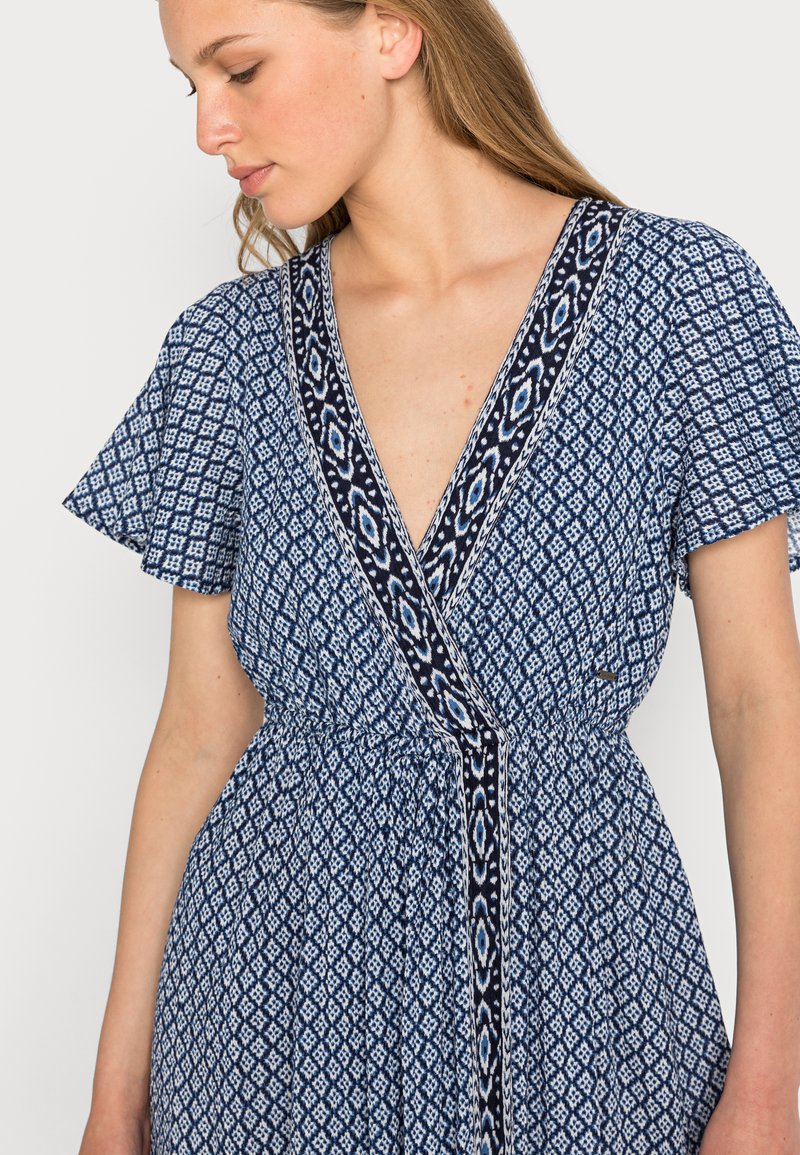 Damen Freizeitkleider | Pepe Jeans LACEY Maxikleid multi/blau - CO28751 Damen Freizeitkleider | Pepe Jeans LACEY Maxikleid multi/blau - CO28751