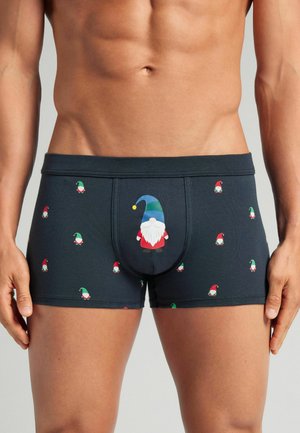 Tmavě modré boxerky vyrobené z měkké látky, na přední straně s velkým potiskem trpaslíka a s menšími vzory trpaslíků rozd scattered.
