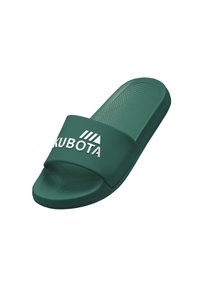 Zielone klapki z gumy, z szerokim paskiem i białym logo "KUBOTA". Teksturowana wkładka dla lepszej przyczepności i komfortu.