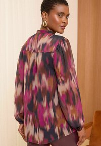 Love & Roses FRONT SHEER LONG SLEEVE- REGULAR FIT - Blúzka - black printed