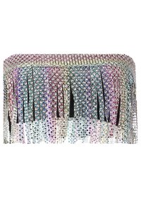 Top sin tirantes cubierto de rhinestones multicolores con un diseño de flecos; brillo metálico; forma una silueta recta con una textura en capas.