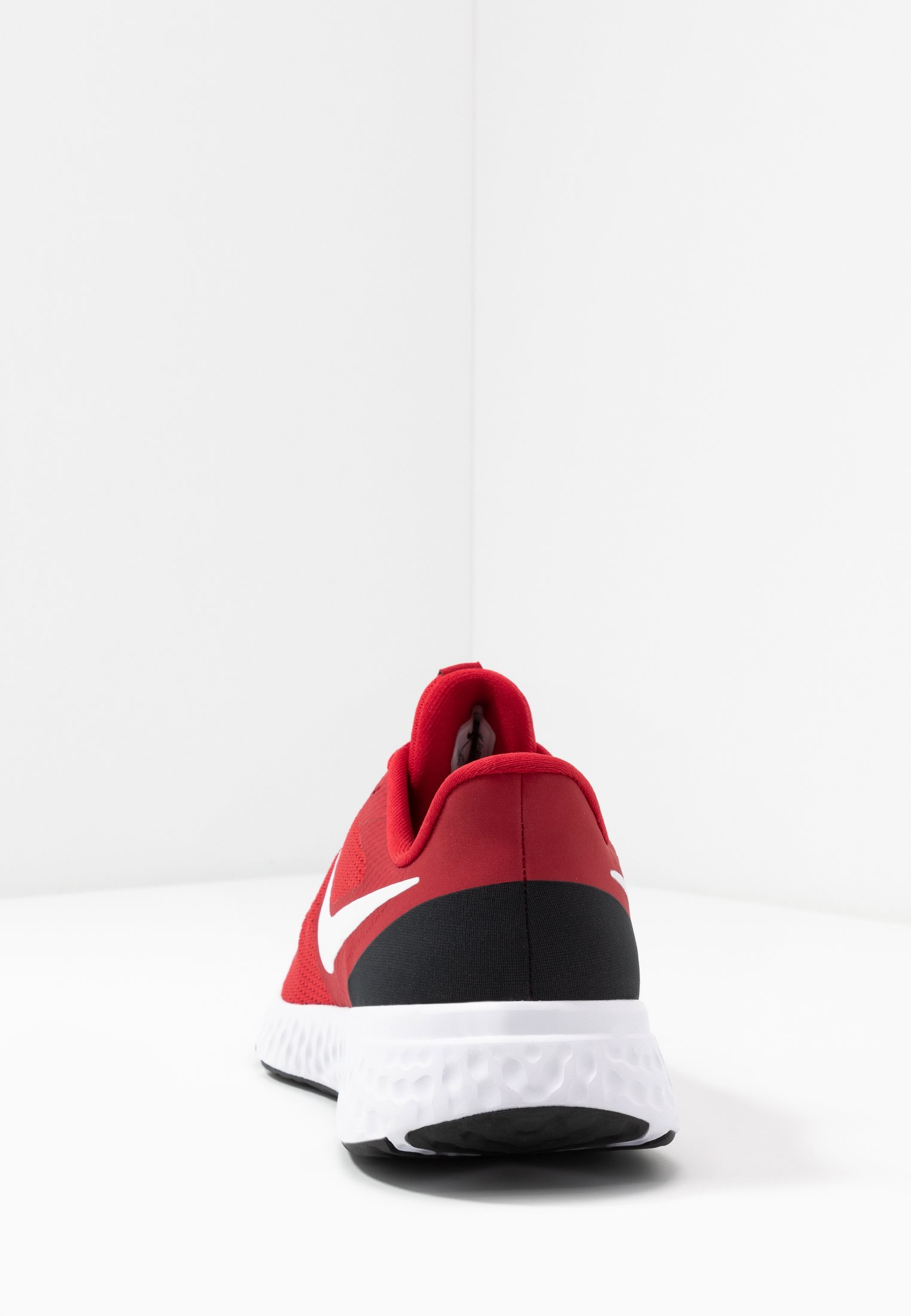 nike performance red