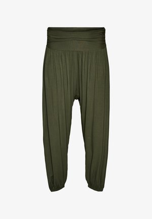Voľné harémové nohavice olivovo zelenej farby so zosúladenými manžetami na členkoch a širokým nariaseným pásom, vyrobené z mäkkej, ľahkej látky.
