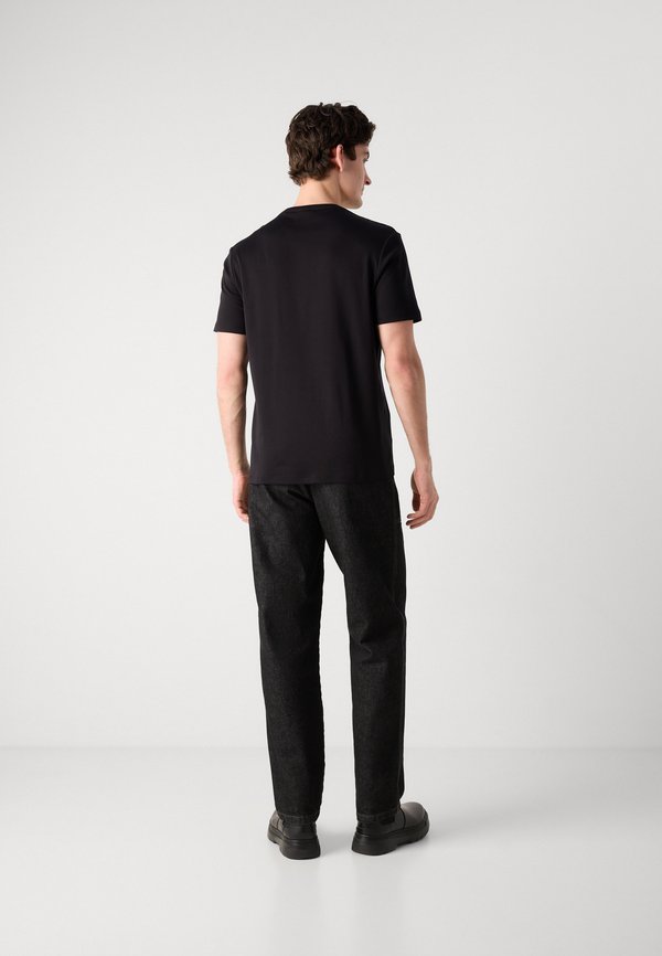 DOZY - Basic T-shirt - schwarz2