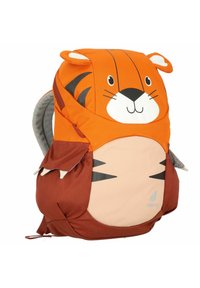 Mochila laranja com tema de tigre, com forma arredondada, orelhas de tecido e um painel frontal detalhado apresentando um rosto sorridente e listras.