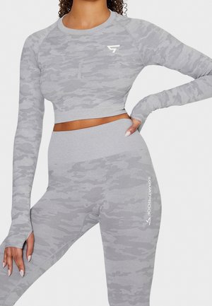 Stickad tröja - grey