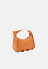 Calvin Klein Jeans KNOTTED BLOCK - Kabelka - caramel