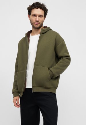 Pier One by Zalando, HOODED SWEAT JACKET WITH TEDDY LINING - Суитшърт с цип - khaki