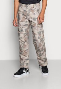 Carhartt WIP PANT COLUMBIA  - Calças cargo - camo tide thyme rinsed