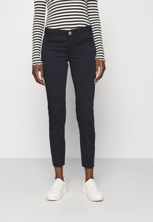 SUMNER DAZE PANT - Trousers - navy