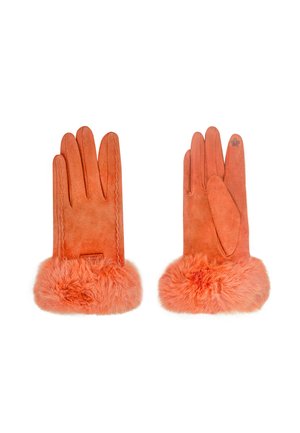 Guanti in suede arancione con un polsino in pelliccia morbida, caratterizzati da una cucitura decorativa lungo le dita e un piccolo marchio su uno di essi.