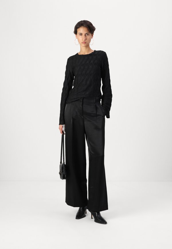 ULLA PANTS - Trousers2