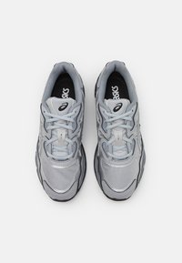 ASICS SportStyle GEL-NYC UNISEX - Sneakers laag - mid grey/sheet rock
