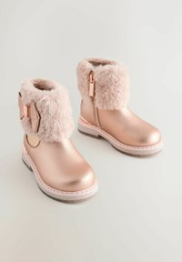 Non selezionato, pink