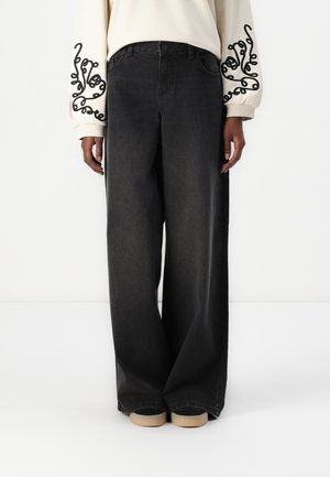 NMANDY DAD JEANS  - Blugi loose fit - black denim