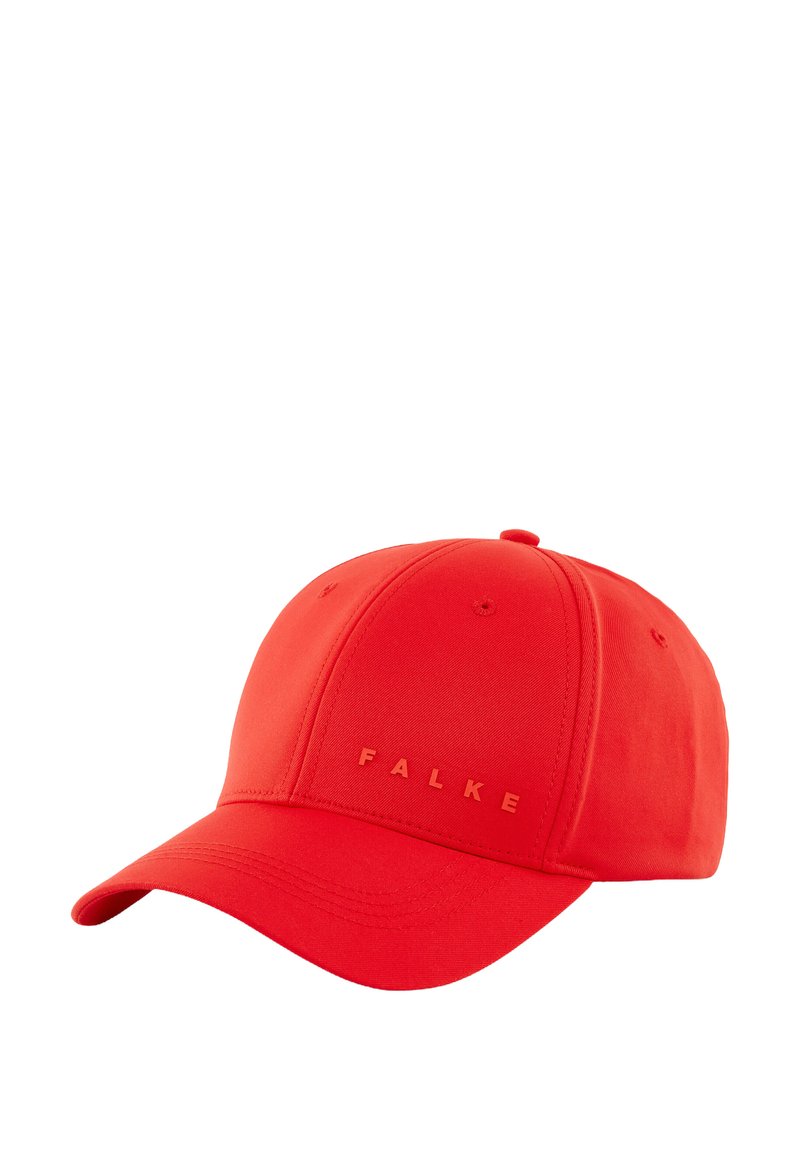 Casquette de baseball rouge en tissu lisse, avec une visière courbée, six panneaux, et le nom de la marque "FALKE" en or sur le devant.