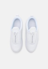 Lacoste AUDYSSOR ZIP  - Tossud - white