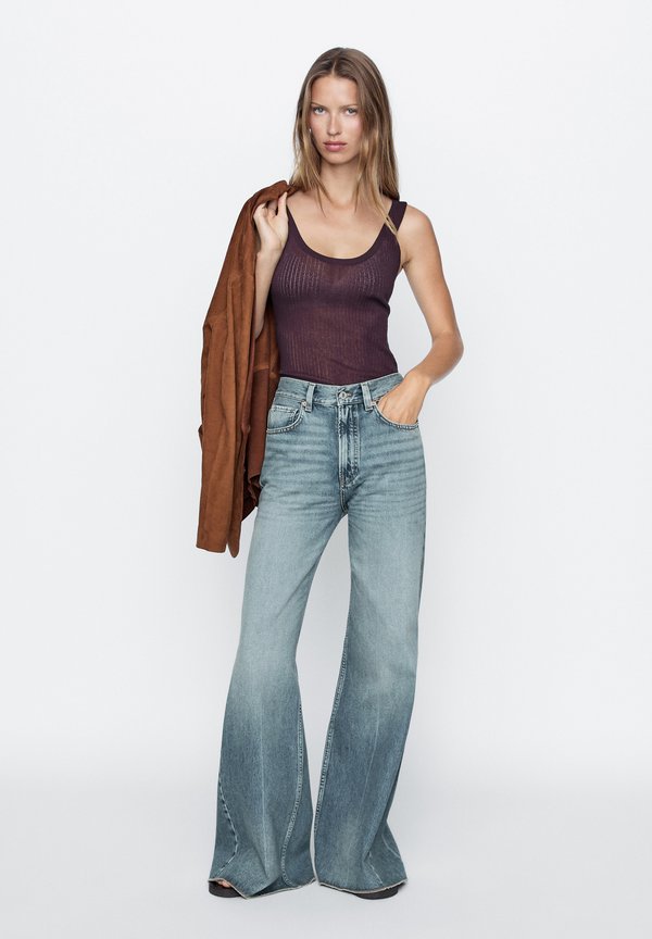 FLARED - Flared Jeans2