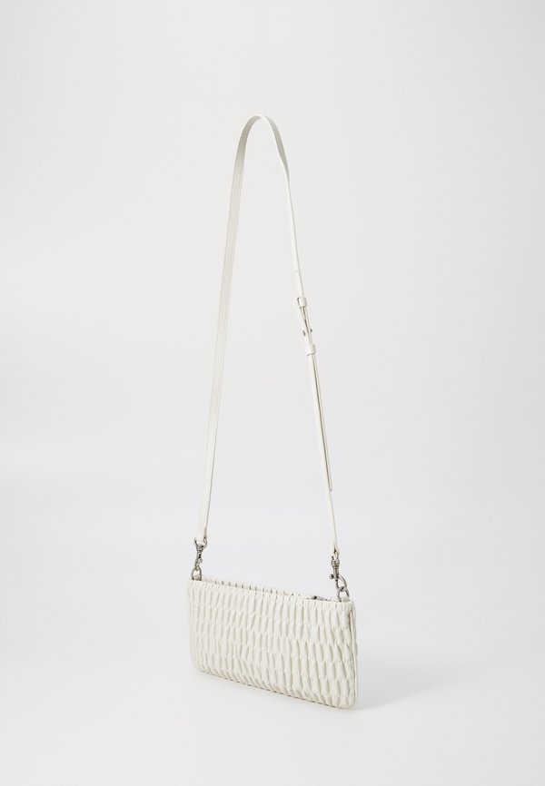 SOPHIE QUILTED ZIP TOP BAG - Cross body bag - chalk2