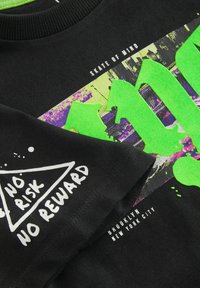 Next RELAXED FIT SHORT SLEEVE GRAPHIC STANDARD - T-Shirt print - black nyc skate