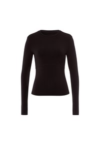 Camisa negra de manga larga hecha de tela suave. Presenta un cuello redondeado y un diseño ajustado con costuras estratégicas en la cintura.