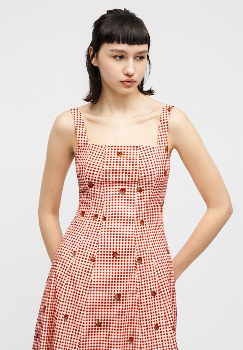 Abercrombie & Fitch CLASSIC MILA MIDI - Day dress - red - Zalando