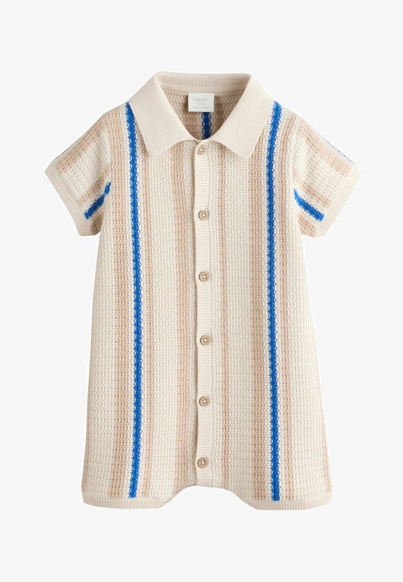 Béžový pletený detský overal s krátkymi rukávmi, golierom, gombíkmi vpredu a zvislými modrými a hnedými pásikmi.