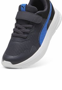 Puma EVOLVE - Zapatillas running asfalto - galactic gray hyperlink blue black