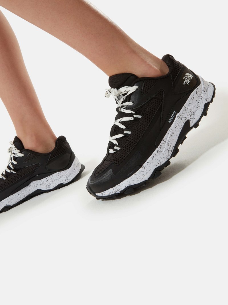 The North Face VECTIV TARAVAL - Trainers - BLACK/WHITE