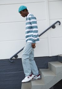 New Balance 550 - Sapatilhas - white