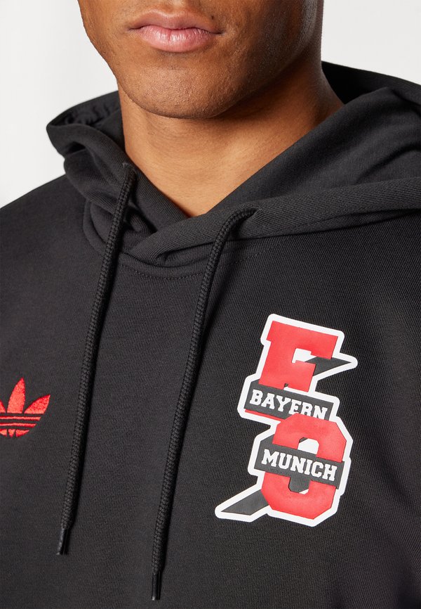 FC BAYERN MUENCHEN  - Club wear2