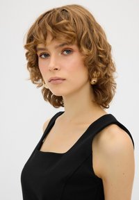 adL SLEEVELES SQUARE COLLOR - Etuikjole - black