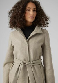 Vero Moda VMPOPALLY COAT - Abrigo clásico - silver mink