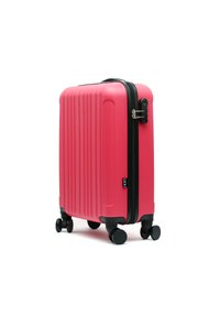 Svetlo roza kovček trde lupine s štirimi črnimi vrtljivimi kolesi, navpičnimi rebri in črnim zadrgo z vgrajeno ključavnico.