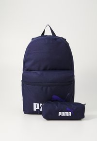 Atlasīts, puma navy