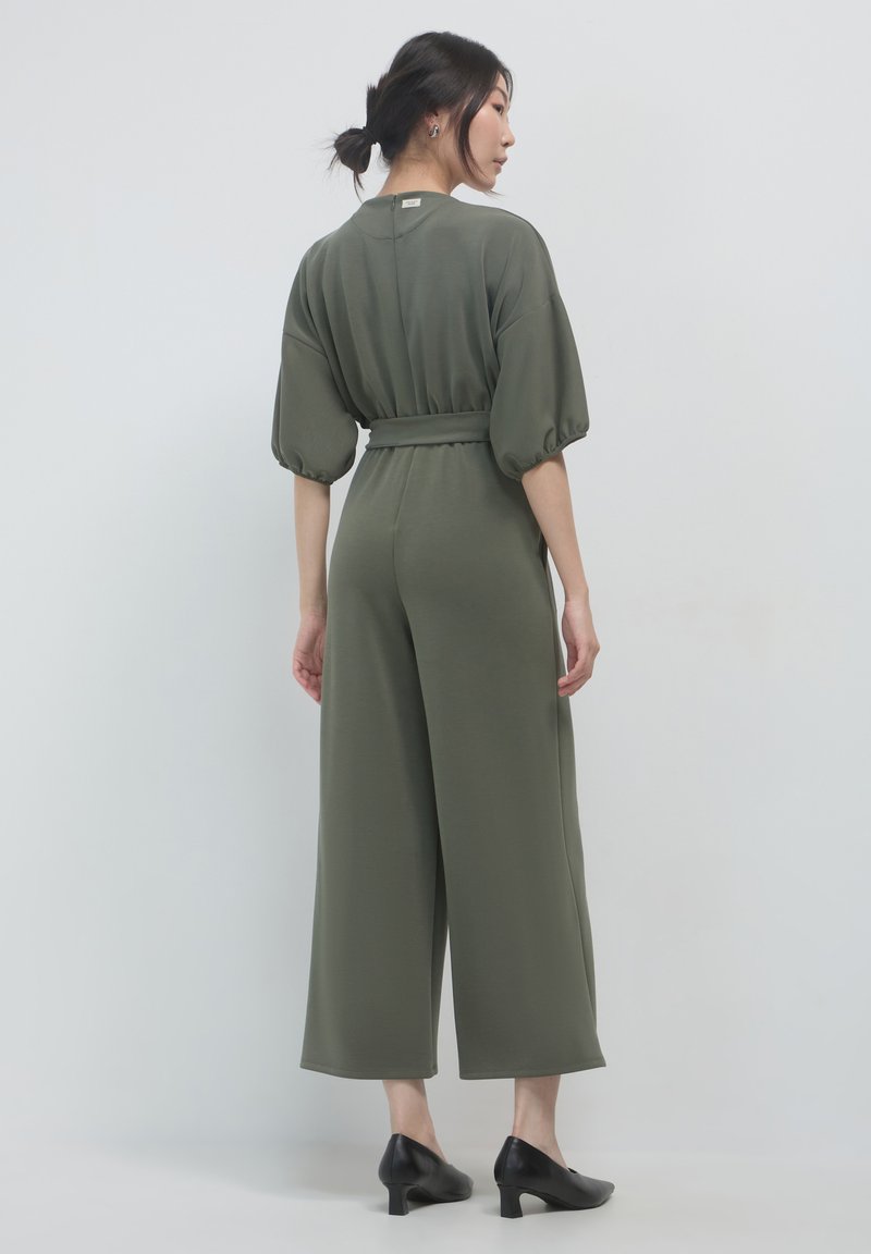 Hotel Kalinga Abbigliamento Sisley On Line Hotel Kalinga Sisley