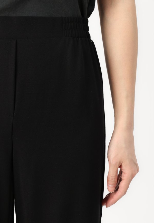 ONLJANY STRAIGHT PANT - Trousers2