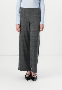 Vero Moda VMBERLIN WIDE PANT - Bukse - dark grey/black