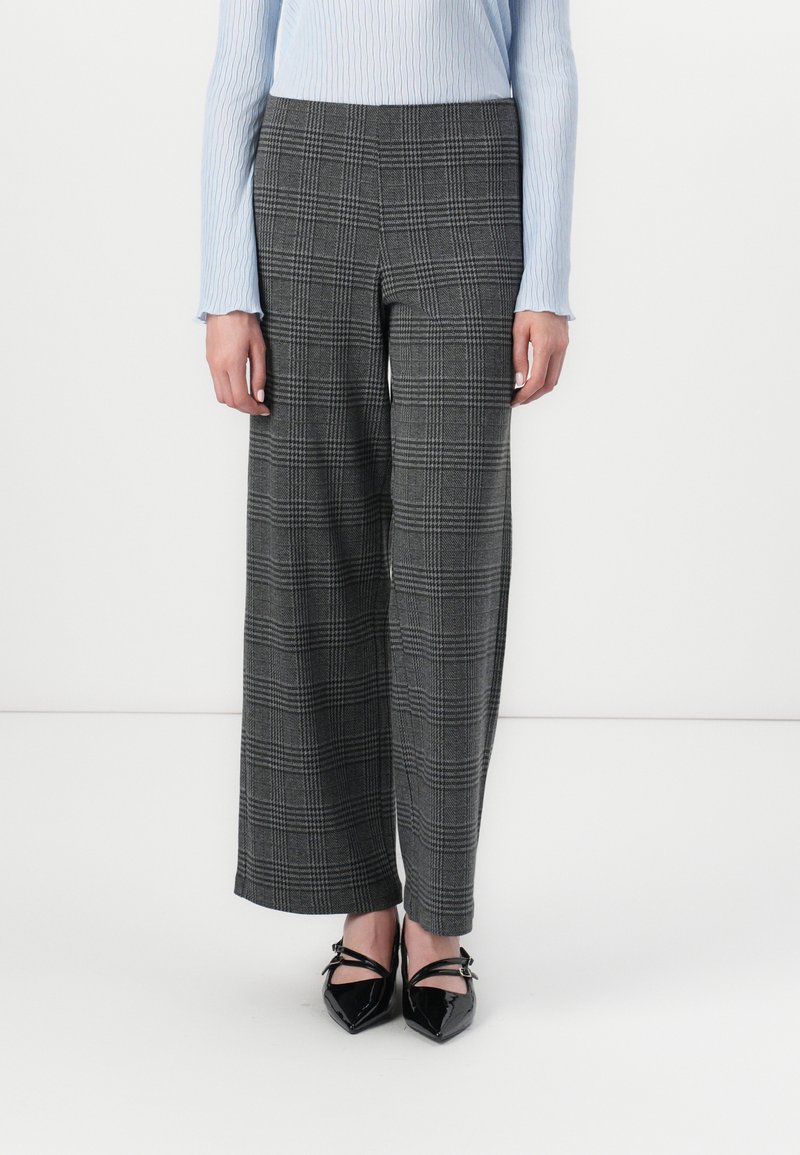 Vero Moda VMBERLIN WIDE PANT - Bukse - dark grey/black