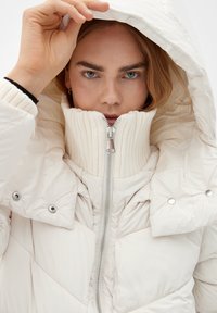 s.Oliver Wintermantel - off-white