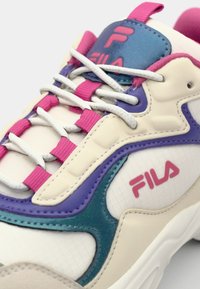 Fila COLLENE - Trainers - turtledove/ultra violet