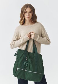 TATUUM Torbica - dark green