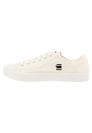 Sneakers - white